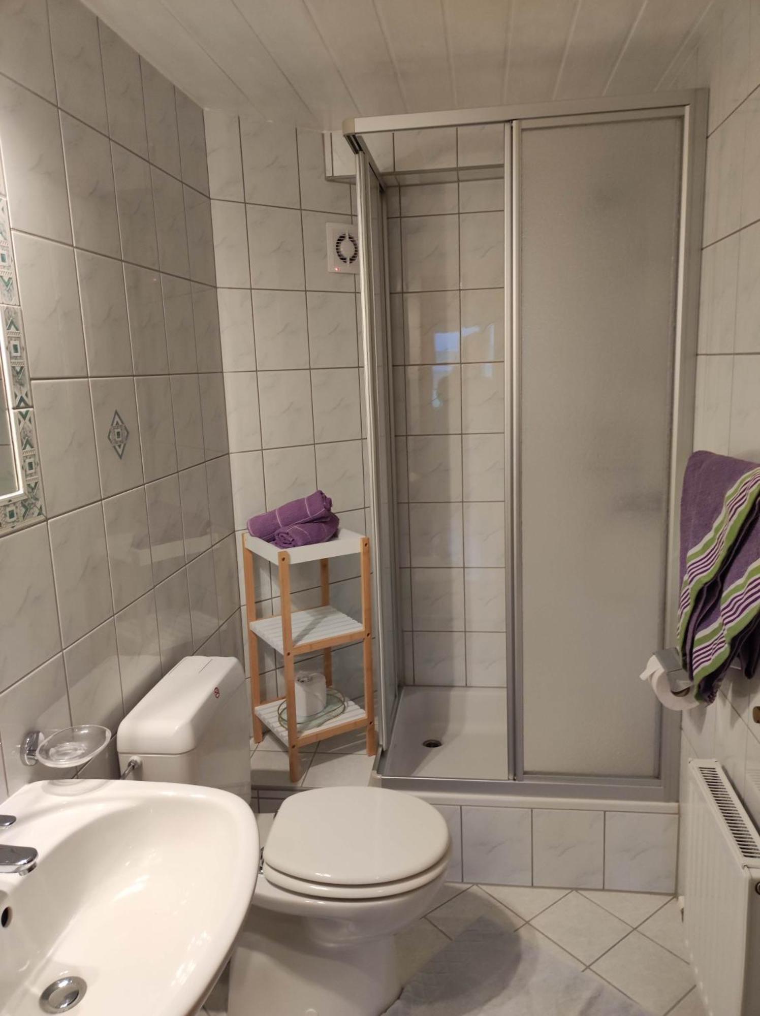 Haus Gertrud Apartment แยร์สเซินส์ ภายนอก รูปภาพ